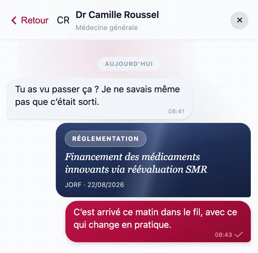 Un fil de messagerie MedNews : un texte du Journal officiel partagé à une connexion, et deux messages échangés à son sujet
