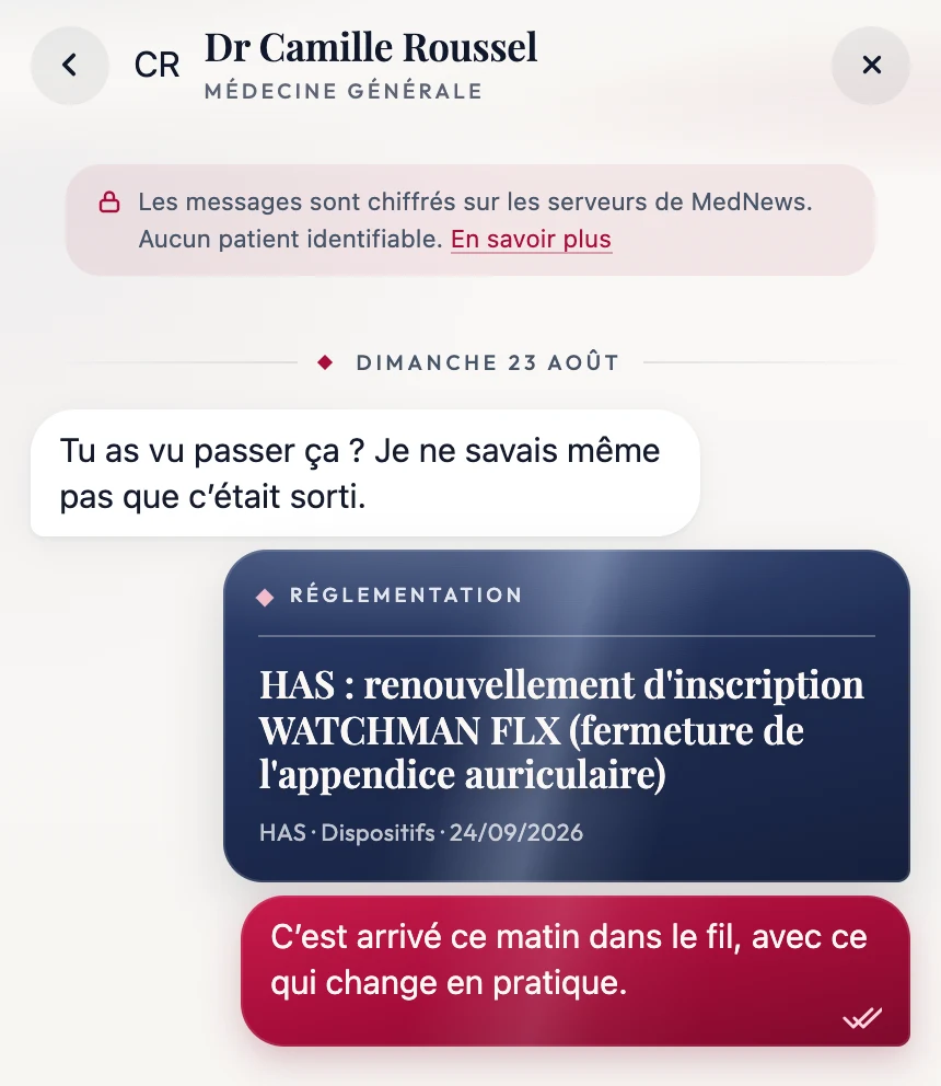 Un fil de messagerie MedNews : un texte réglementaire partagé à une connexion, et deux messages échangés à son sujet